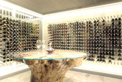 Restaurantes e Adegas